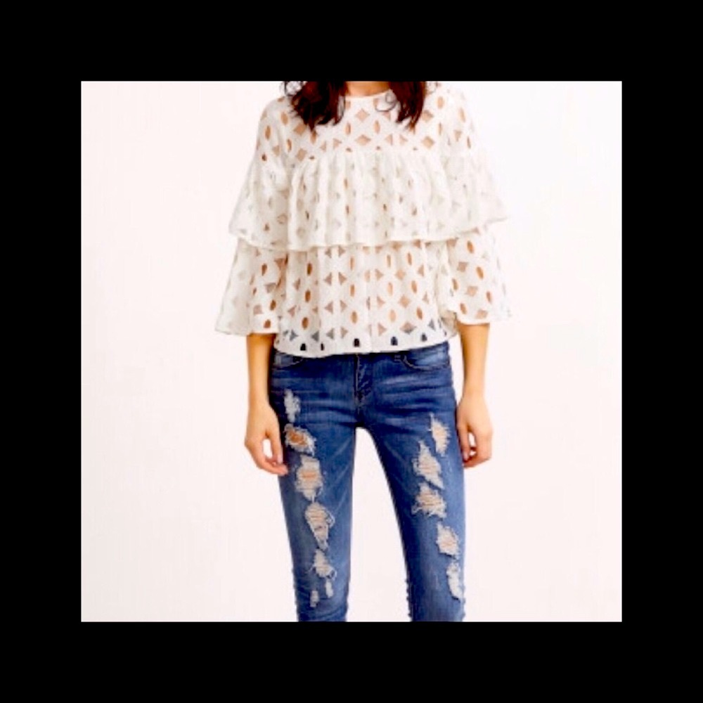 Stunning HollowTop - Picture 2 of 7